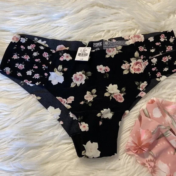 Victoria Secret size Large Cheekster Tanga brand new with tag - Picture 6 of 8